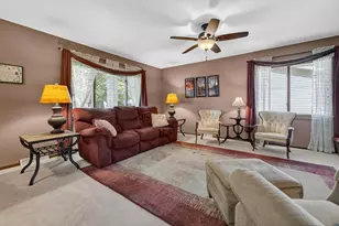 2805 Independence Ln, Madison, WI 53704 - Photo 3