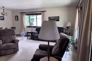 202 Cameo Ln, Madison, WI 53714 - Photo 9