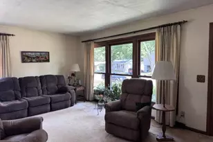 202 Cameo Ln, Madison, WI 53714 - Photo 5