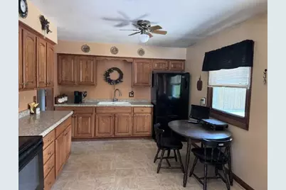 202 Cameo Lane, Madison, WI 53714 - Photo 11