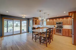 9514 Hill Creek Dr, Madison, WI 53593 - Photo 3
