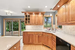 9514 Hill Creek Dr, Verona, WI 53593 - Photo 9
