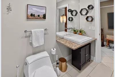 100 Wisconsin Avenue #805, Madison, WI 53703 - Photo 39