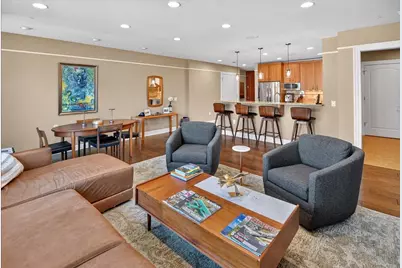 100 Wisconsin Avenue #805, Madison, WI 53703 - Photo 19