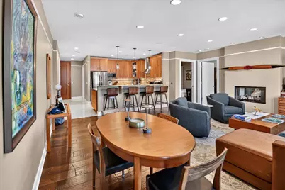 100 Wisconsin Avenue #805, Madison, WI 53703 - Photo 15