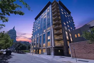 100 Wisconsin Avenue #805, Madison, WI 53703 - Photo 3