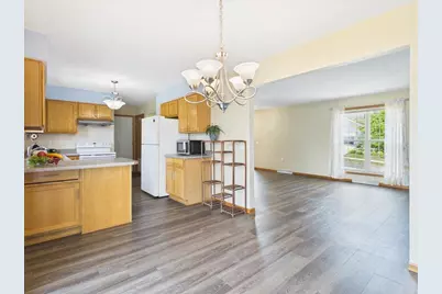 6426 Tonkinese Trail, Madison, WI 53719 - Photo 9