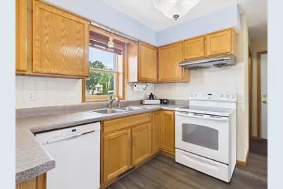 6426 Tonkinese Trail, Madison, WI 53719 - Photo 13