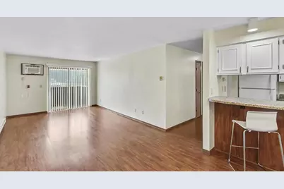 845 N Gammon Road #E, Madison, WI 53717 - Photo 7