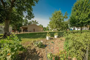 102 Union St, Albany, WI 53502 - Photo 27