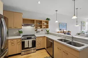 309 W Washington Ave, Madison, WI 53703 - Photo 15