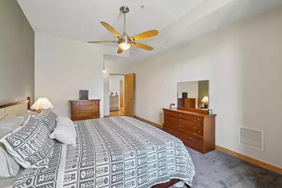 309 W Washington Avenue #613, Madison, WI 53703 - Photo 23