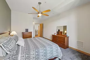 309 W Washington Ave, Madison, WI 53703 - Photo 23