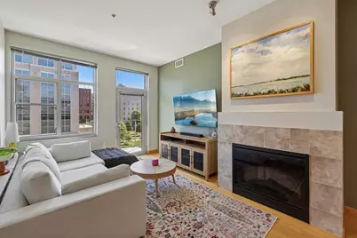 309 W Washington Avenue #613, Madison, WI 53703 - Photo 5