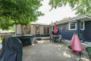345 Beechwood Dr, Janesville, WI 53548 - Photo 33