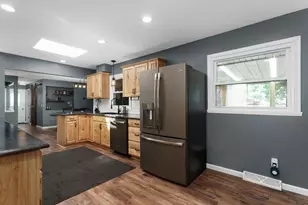 345 Beechwood Dr, Janesville, WI 53548 - Photo 7