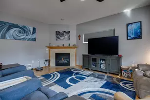 2516 Leopold Way, Sun Prairie, WI 53590 - Photo 3