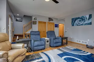 2516 Leopold Way, Sun Prairie, WI 53590 - Photo 5