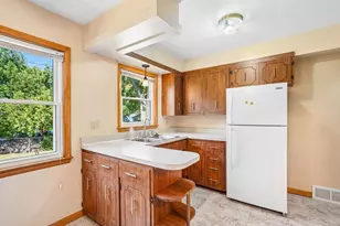 6741 Century Ave, Middleton, WI 53562 - Photo 11