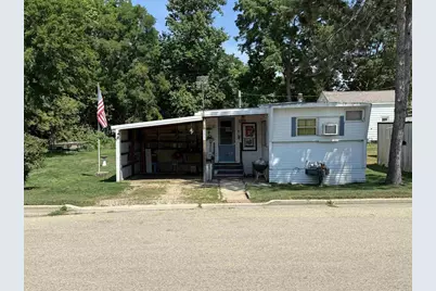 205 Madison Street, Albany, WI 53502 - Photo 5