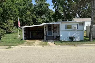 205 Madison St, Albany, WI 53502 - Photo 5