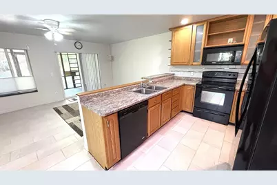 529 Kings Lynn Road, Stoughton, WI 53589 - Photo 17