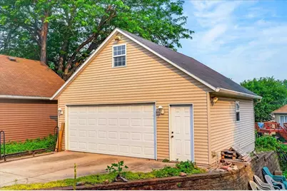 3814 Ridgeway Avenue, Madison, WI 53710 - Photo 3