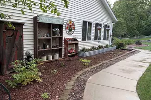 9729 N Rock River Dr, Edgerton, WI 53534 - Photo 45