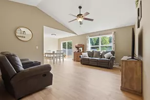 1365 Savannah Woods Dr, Edgerton, WI 53534 - Photo 5