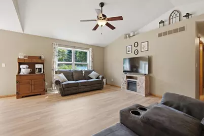 1365 Savannah Woods Drive, Edgerton, WI 53534 - Photo 9