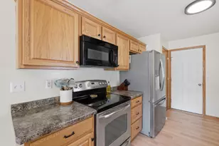 1365 Savannah Woods Dr, Edgerton, WI 53534 - Photo 13