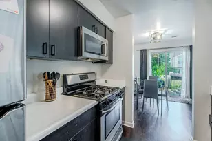 2958 Holborn Cir, Madison, WI 53718 - Photo 7
