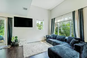2958 Holborn Cir, Madison, WI 53718 - Photo 11