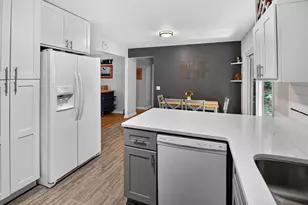 2801 N County Rd M, Verona, WI 53593 - Photo 9