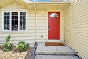 2421 Renaissance Dr, Fitchburg, WI 53711 - Photo 3