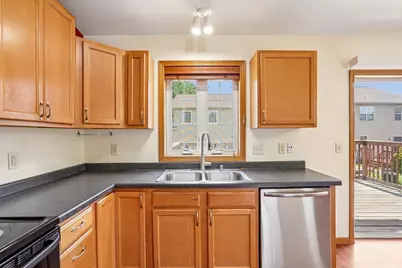 2421 Renaissance Drive, Fitchburg, WI 53711 - Photo 13