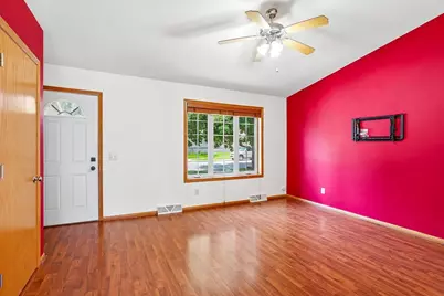 2421 Renaissance Drive, Fitchburg, WI 53711 - Photo 7