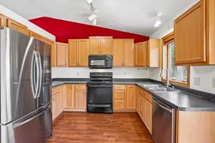2421 Renaissance Dr, Fitchburg, WI 53711 - Photo 15