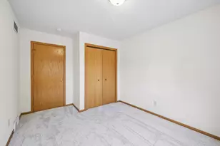 2421 Renaissance Dr, Fitchburg, WI 53711 - Photo 25