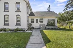 119 S Main St, Pardeeville, WI 53954 - Photo 5