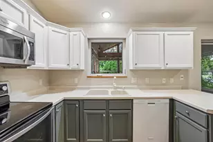 6249 Adobe Way, Madison, WI 53719 - Photo 3