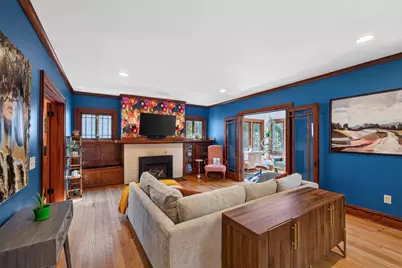 1233 E Johnson Street, Madison, WI 53703 - Photo 9