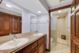 1233 E Johnson St, Madison, WI 53703 - Photo 49