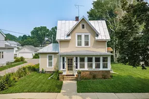 708 Oak St, Baraboo, WI 53913 - Photo 43