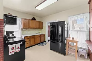708 Oak St, Baraboo, WI 53913 - Photo 15
