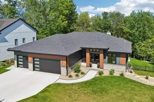 1118 Reese Trl, Waunakee, WI 53597 - Photo 3