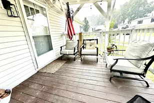904 Moore St, Baraboo, WI 53913 - Photo 3