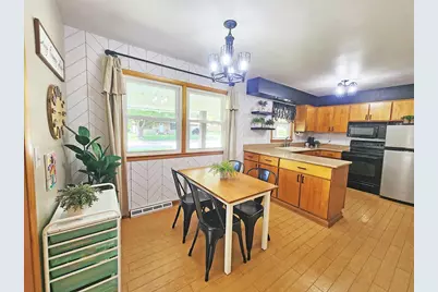 1324 House Street, Beloit, WI 53511 - Photo 7
