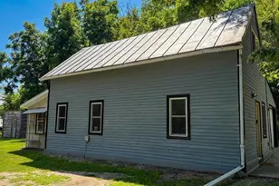 333 Center St, Oxford, WI 53952 - Photo 5