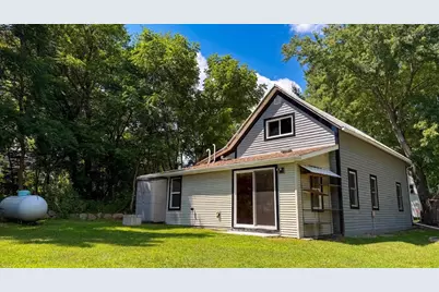333 Center Street, Oxford, WI 53952 - Photo 3